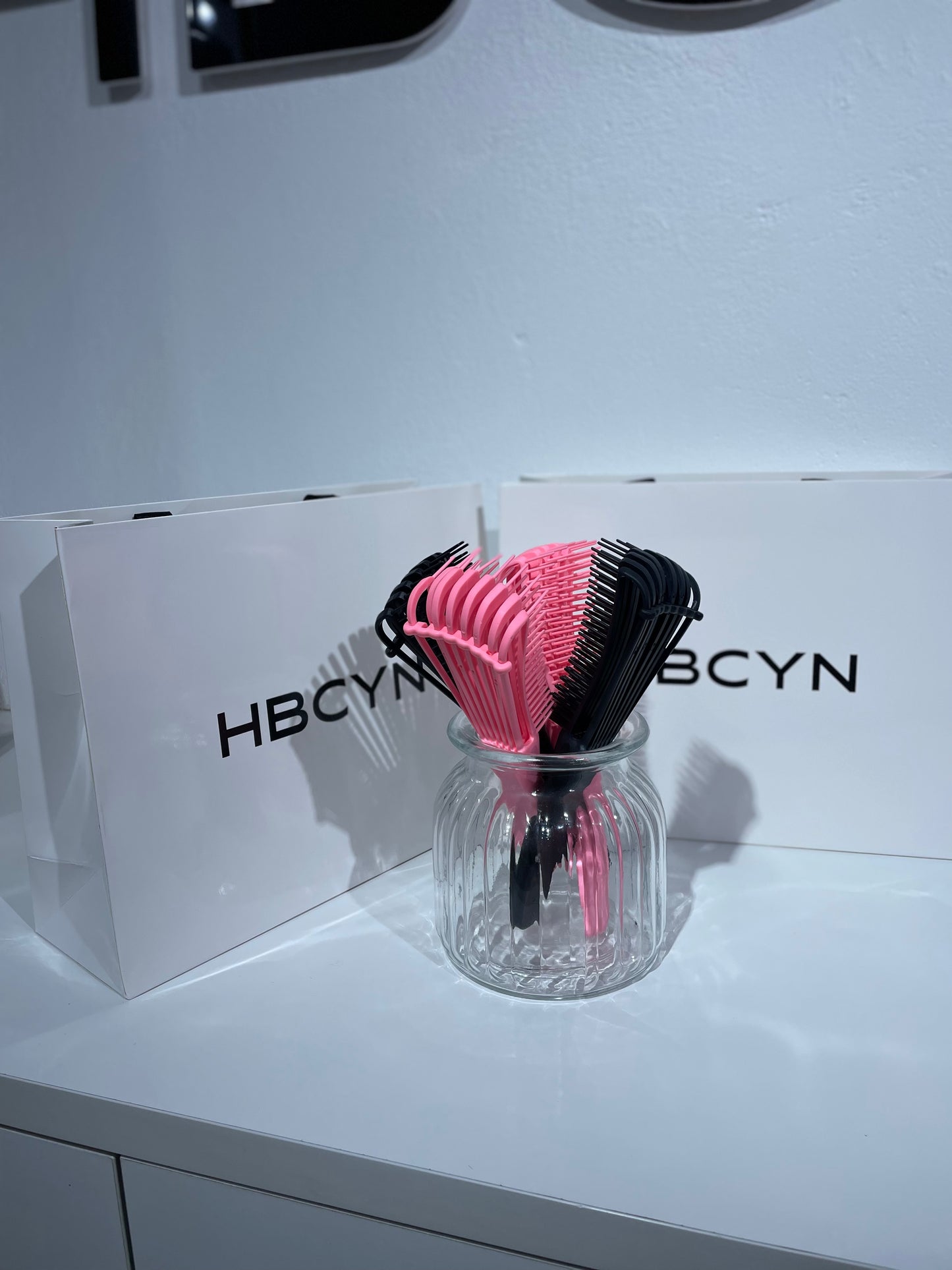 Curl brushes